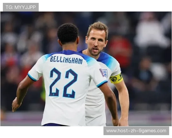 英格兰球员场上起冲突，主帅紧急平息，英格兰球员状态